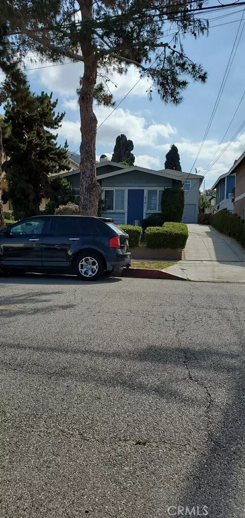 Redondo Beach, CA 90277,216 N Juanita AVE