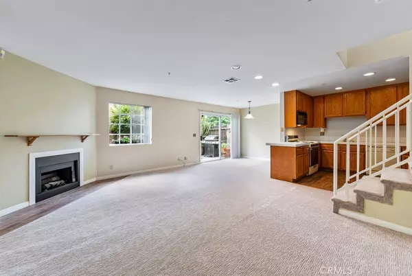 9020 Grand CIR, Cypress, CA 90630