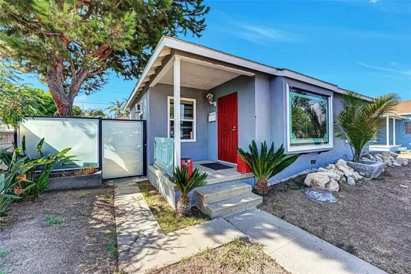 South Gate, CA 90280,10425 Garfield AVE