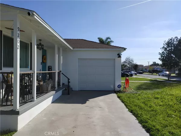 Pico Rivera, CA 90660,9202 Danbridge ST