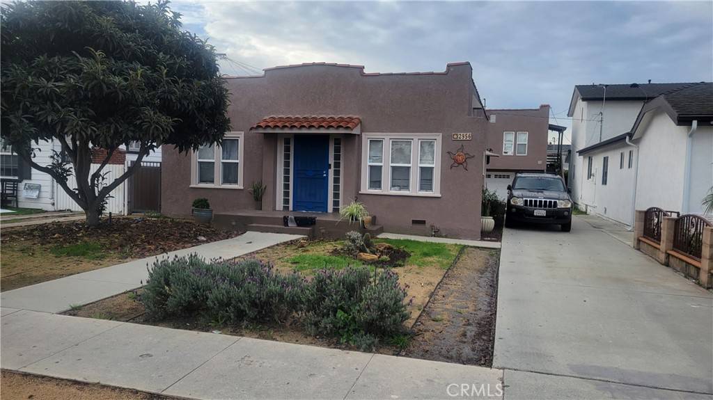 South Gate, CA 90280,2956 Santa Ana ST