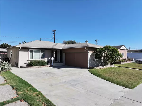 Norwalk, CA 90650,15526 Domart AVE