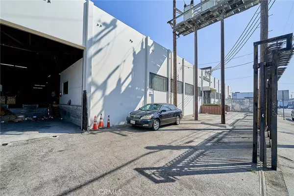 Los Angeles, CA 90021,1707 E 20th ST