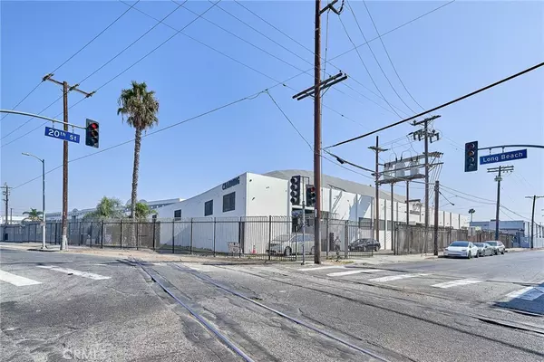 Los Angeles, CA 90021,1707 E 20th ST
