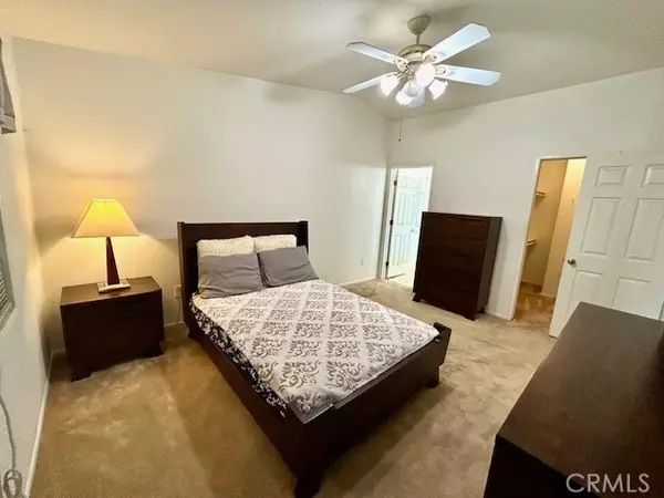 Huntington Beach, CA 92649,5200 Heil AVE #8