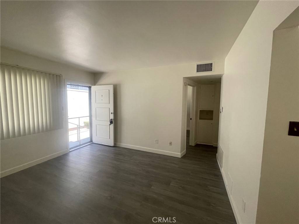 El Segundo, CA 90245,640 W Imperial AVE #2