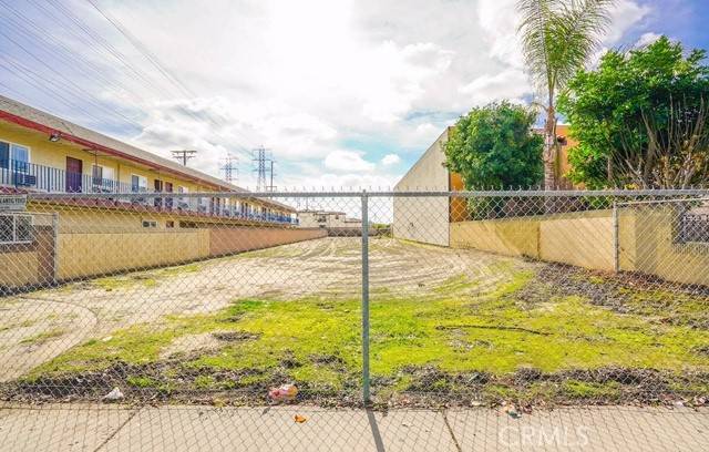 Bellflower, CA 90706,8826 Artesia BLVD