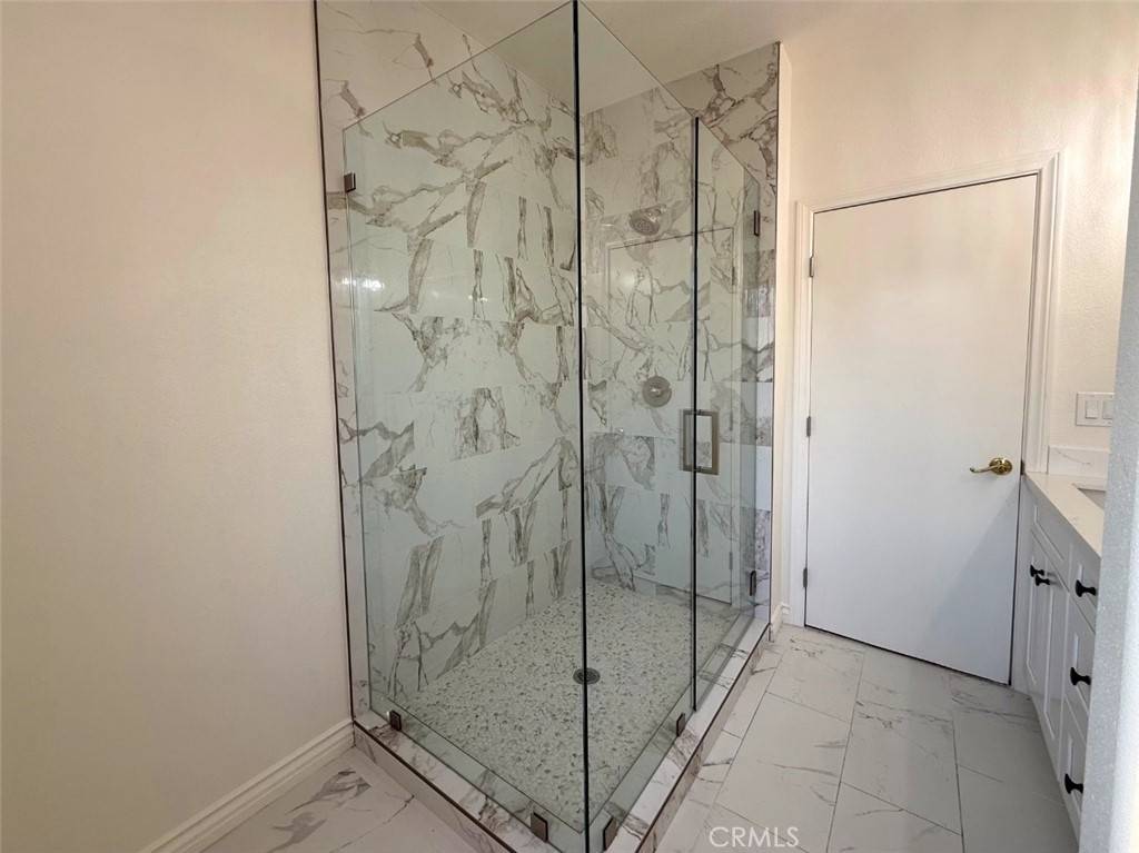 Downey, CA 90241,7036 Dinwiddie ST