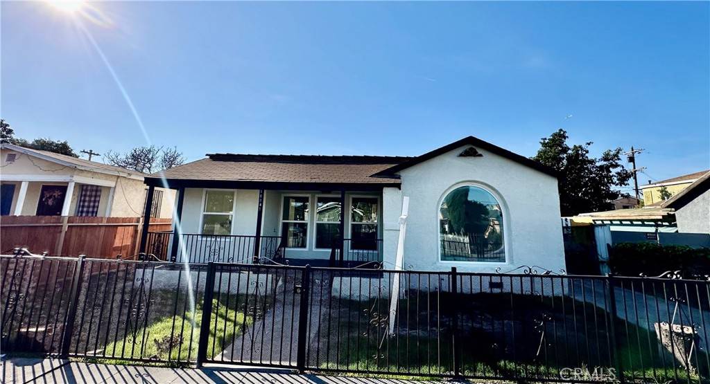 Los Angeles, CA 90059,10845 Kalmia ST