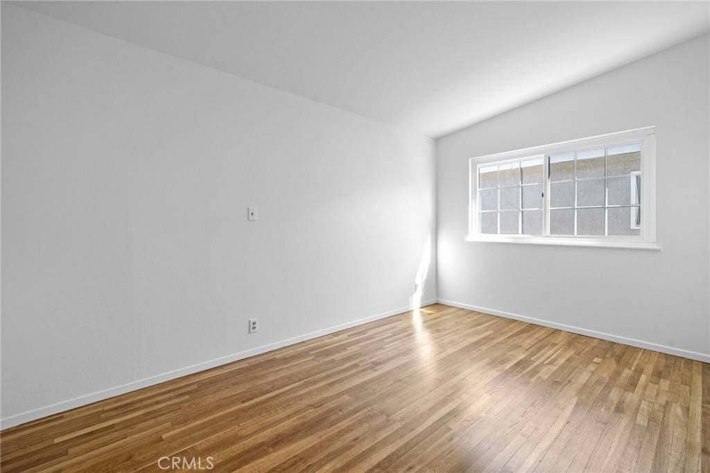 Artesia, CA 90701,11510 180th ST