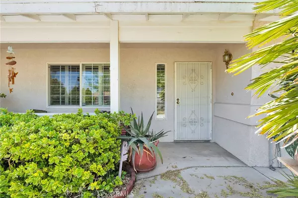Hesperia, CA 92345,16685 Cactus ST