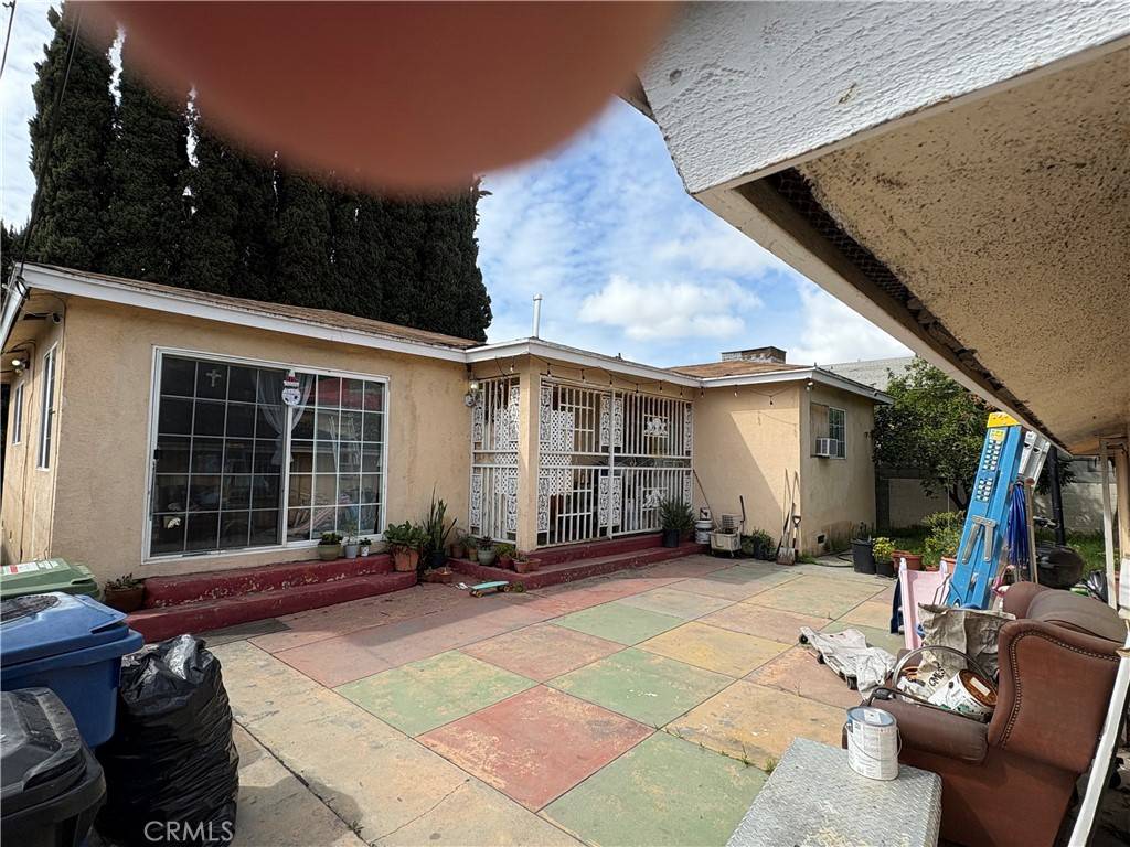 Los Angeles, CA 90063,3016 E 1st ST #14