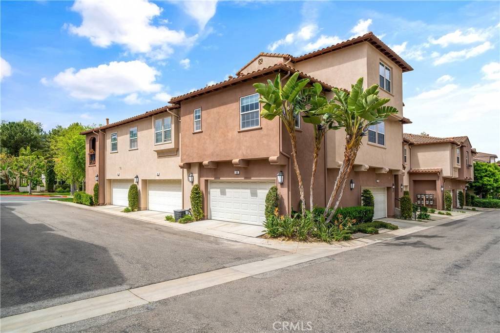 Irvine, CA 92603,109 Reunion