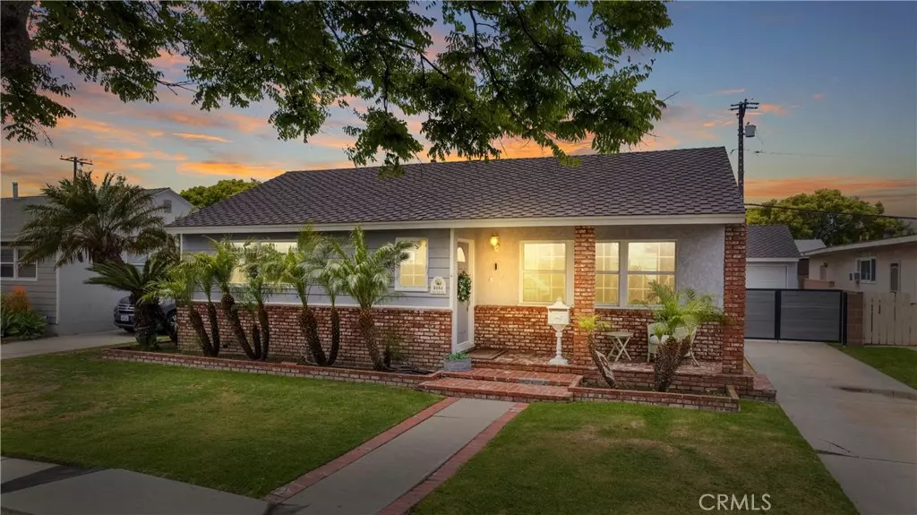 2151 Fanwood AVE, Long Beach, CA 90815