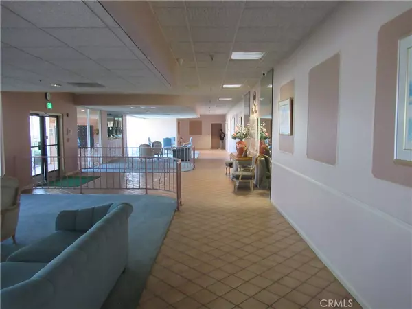 Downey, CA 90241,11410 Dolan AVE #103