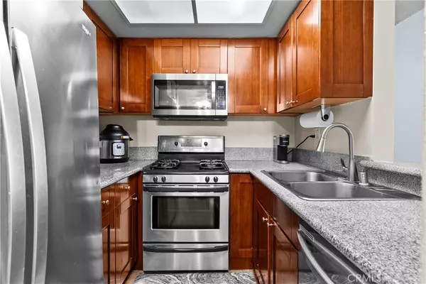 600 W 3rd ST #B206, Santa Ana, CA 92701