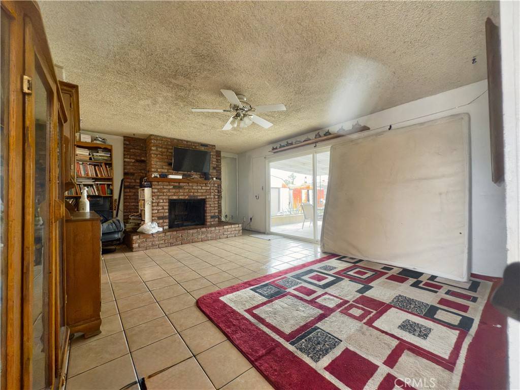 6352 Budlong Lake Avenue, San Diego, CA 92119