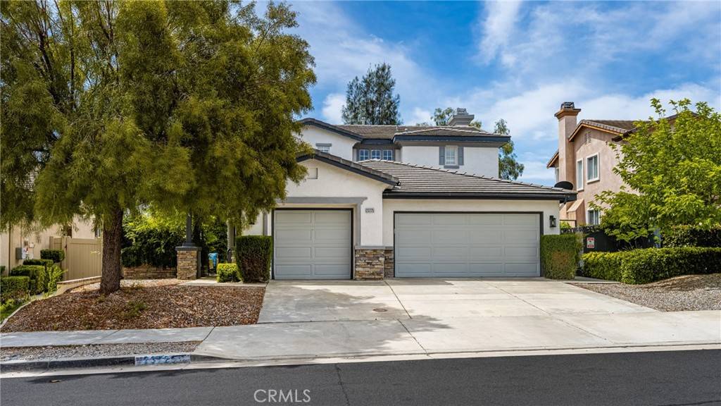Murrieta, CA 92562,23725 Scarlet Oak DR