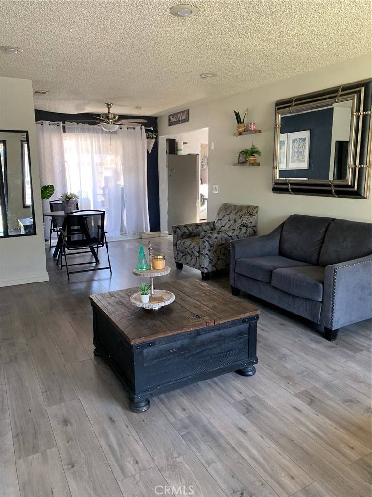 La Habra, CA 90631,910 W Florence AVE
