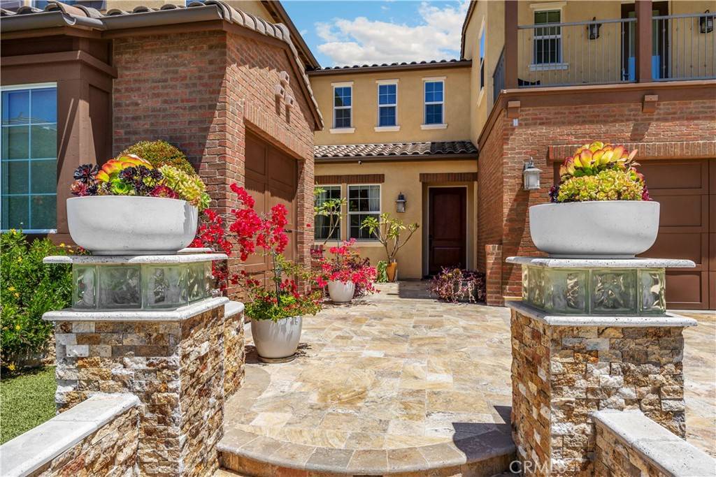 Brea, CA 92821,520 N Bardsdale PL