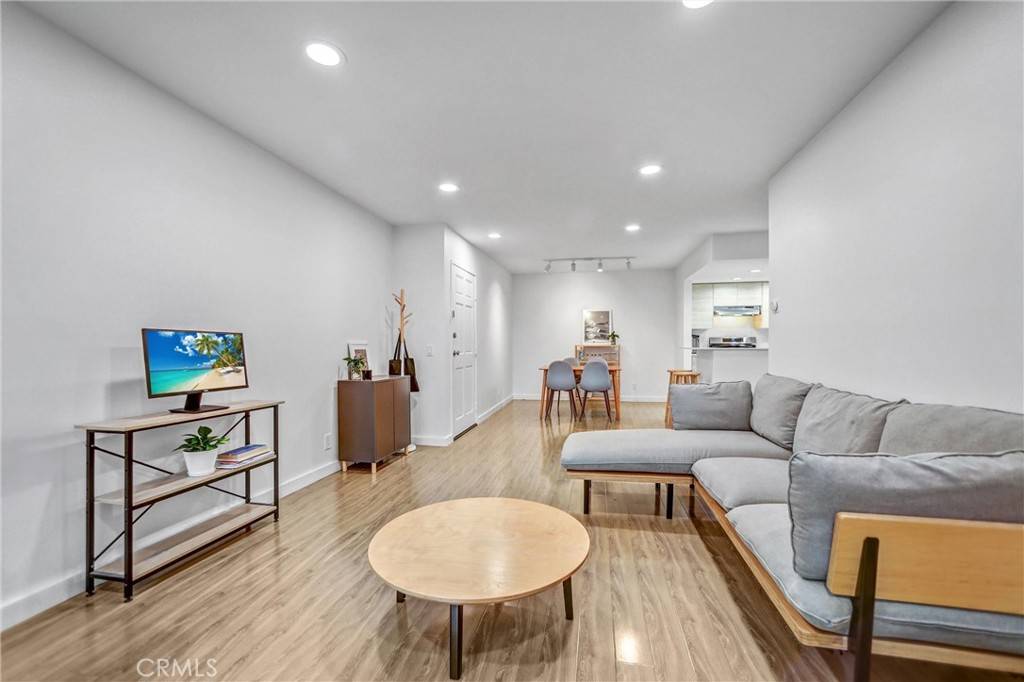 460 Oak ST #316, Glendale, CA 91204