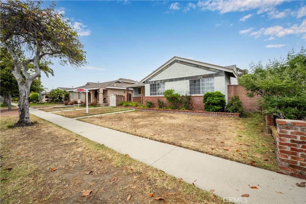 Norwalk, CA 90650,14512 Lefloss AVE