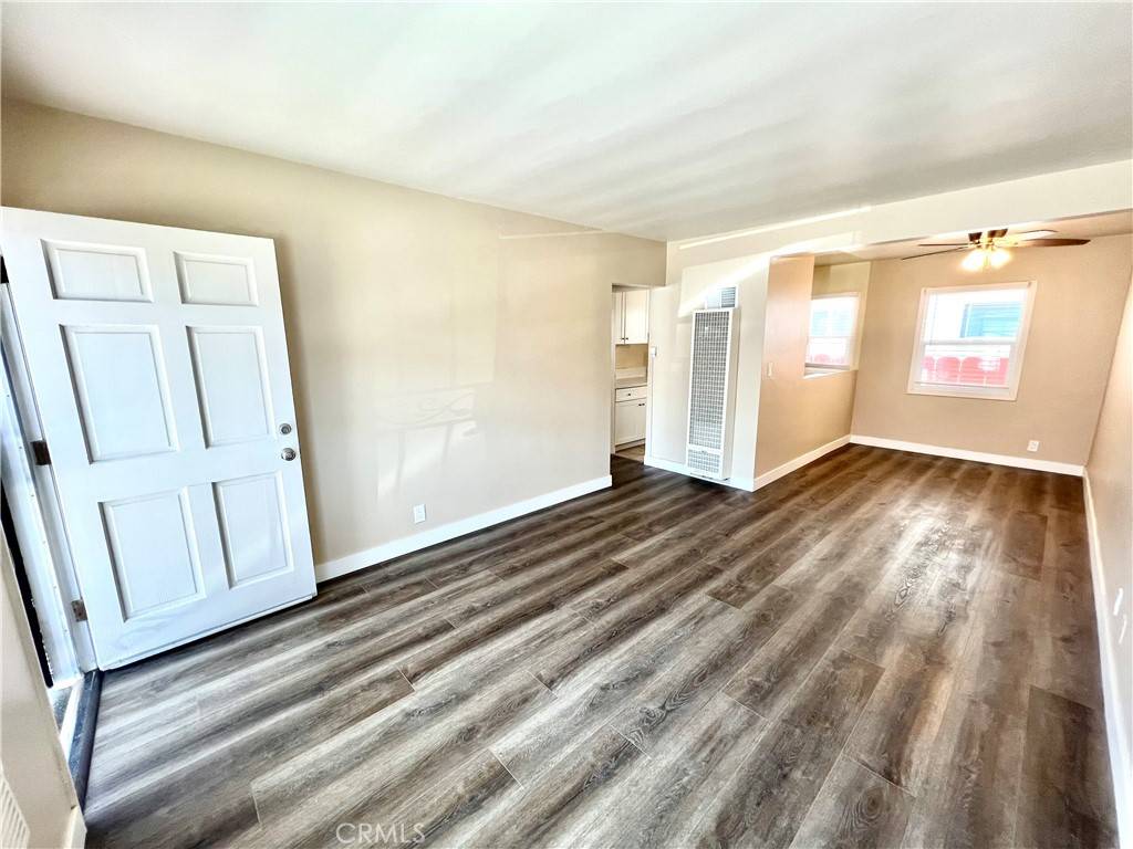 9904 1/2 Belmont ST, Bellflower, CA 90706