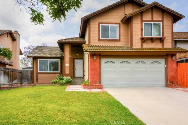 921 Hedges DR, Corona, CA 92878