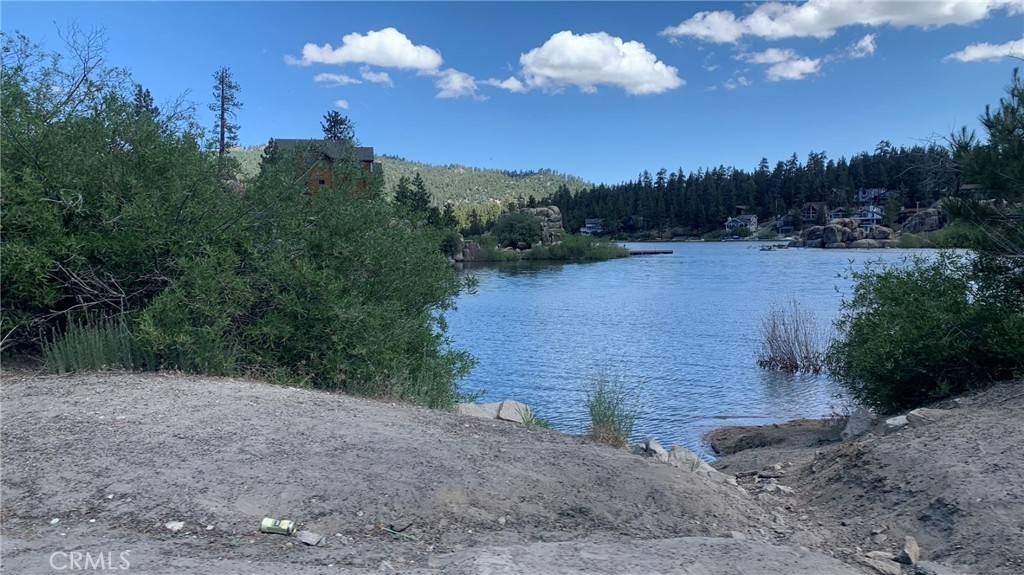 Big Bear Lake, CA 92315,826 Boulder RD