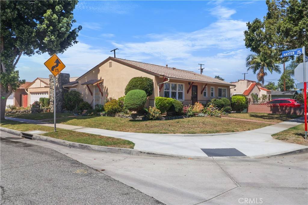 8707 Chester ST, Paramount, CA 90723