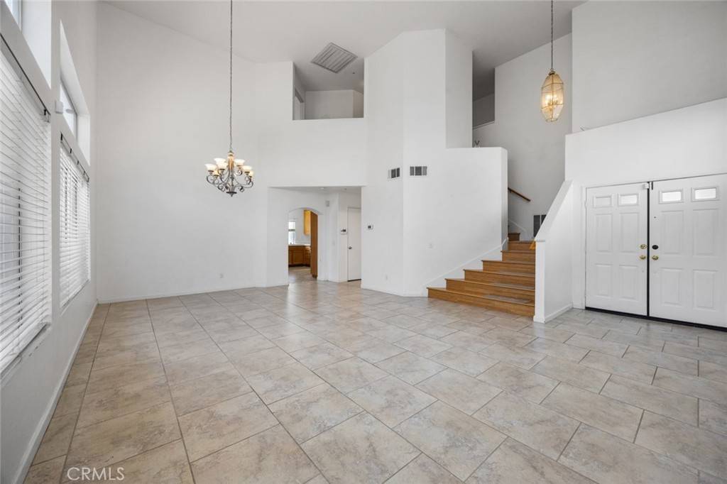 Fontana, CA 92336,14241 Humbolt CT