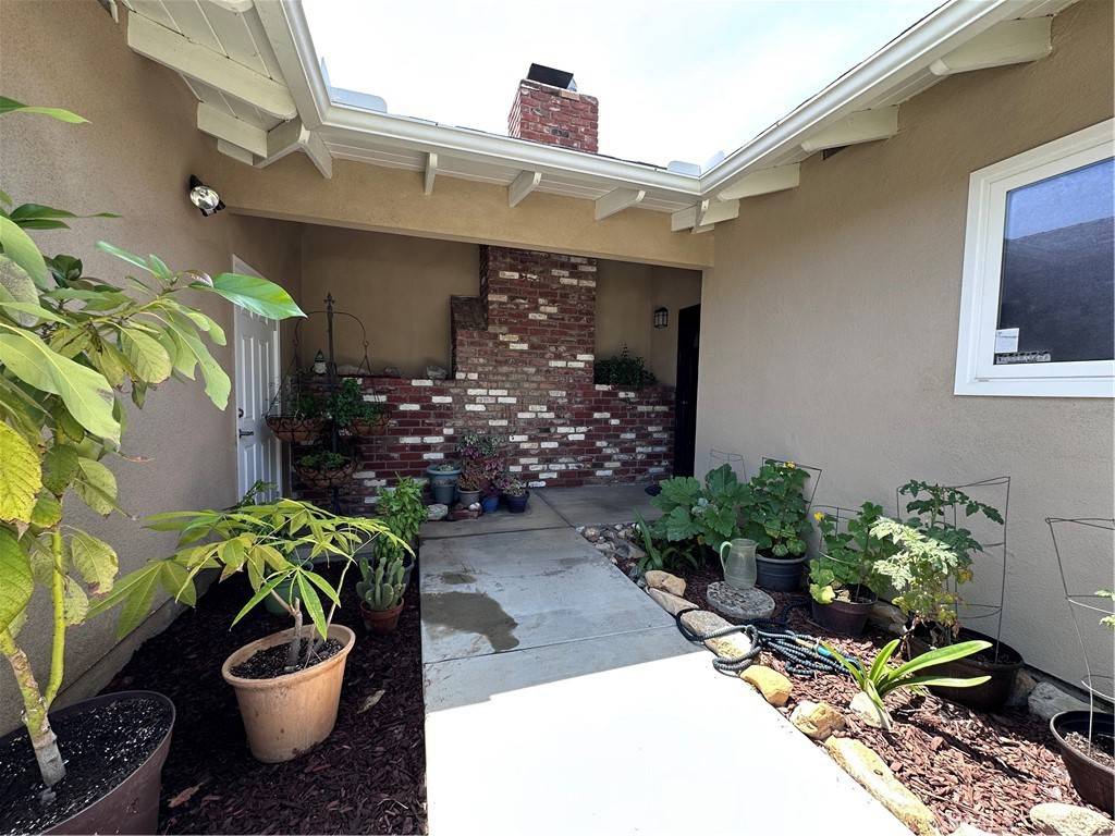 Fullerton, CA 92831,1227 Riedel AVE