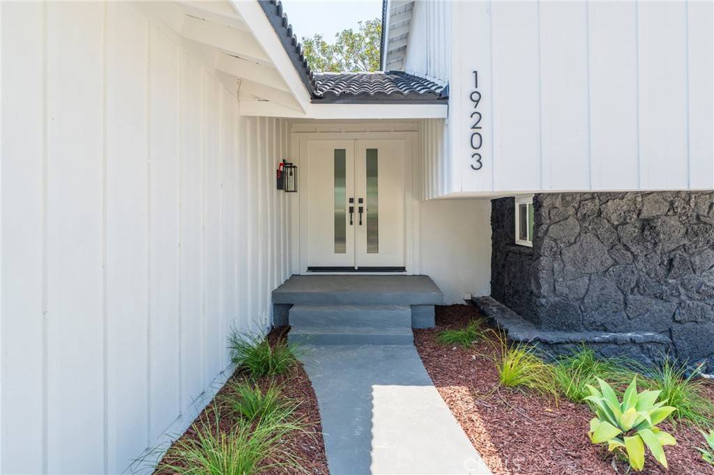 Cerritos, CA 90703,19203 Benfield AVE