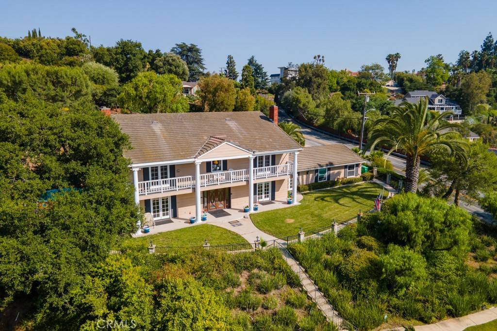 San Dimas, CA 91773,748 S Walnut AVE