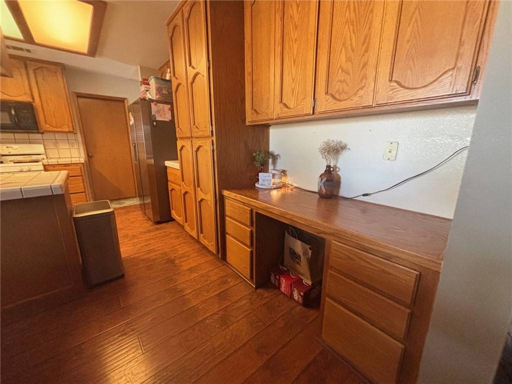 Hesperia, CA 92345,8730 11th AVE
