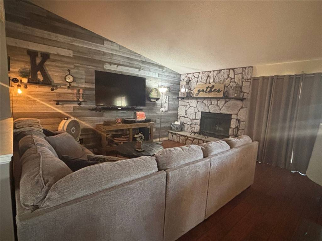 Hesperia, CA 92345,8730 11th AVE