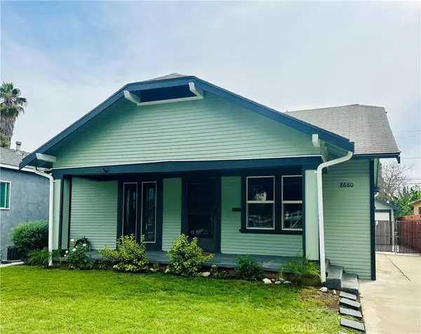 8680 Evergreen AVE, South Gate, CA 90280