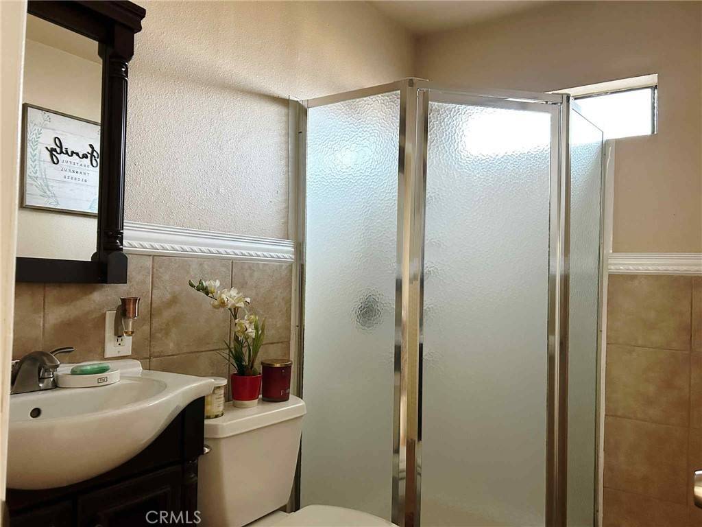 Long Beach, CA 90810,3653 Denver AVE