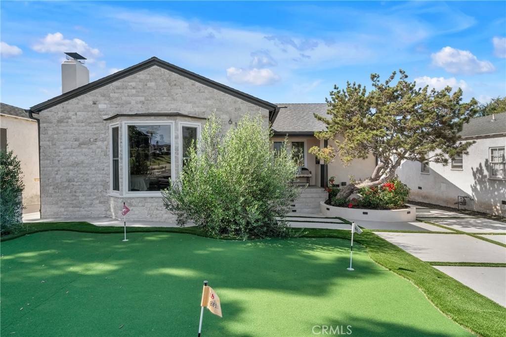 6129 W 83rd PL, Los Angeles, CA 90045