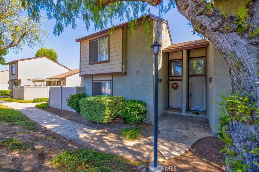1632 Windmill LN #D, Corona, CA 92879