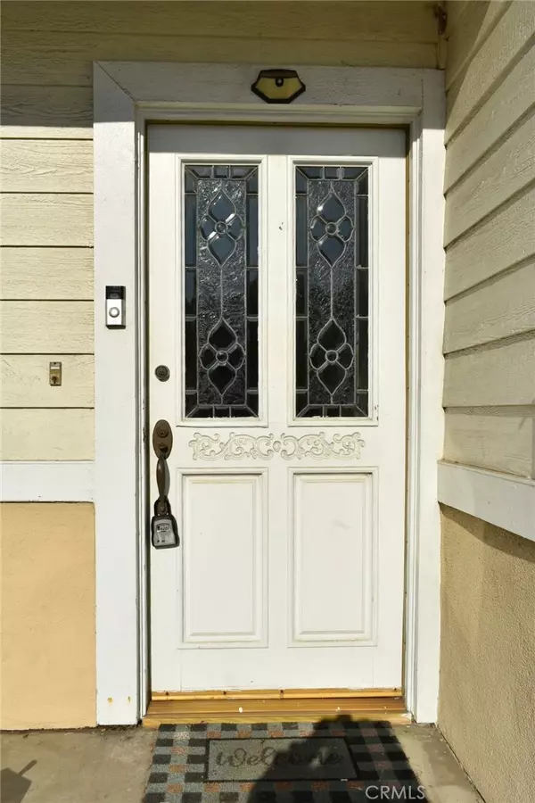 Lawndale, CA 90260,4623 W 171st ST