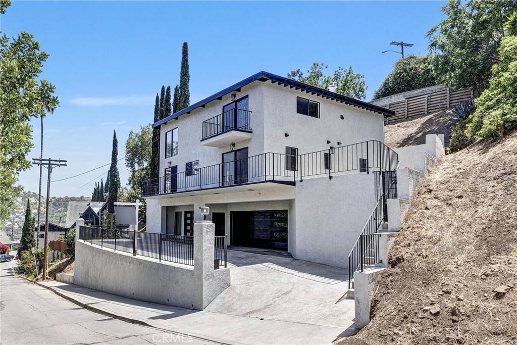 Los Angeles, CA 90065,314 W Avenue 44