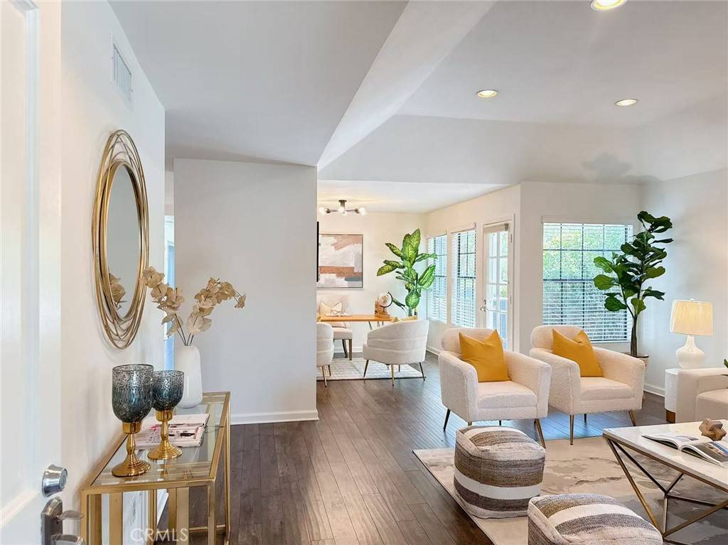 Irvine, CA 92614,23 Thunder TRL #12