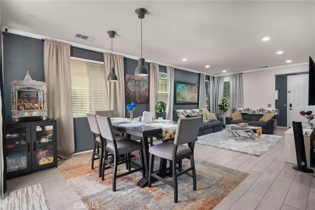 Ontario, CA 91761,3134 E La Avenida DR