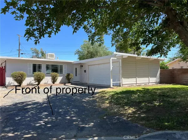 706 Woodgate ST, Lancaster, CA 93534