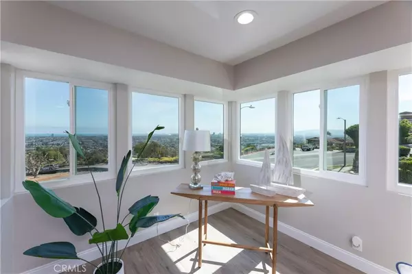 Signal Hill, CA 90755,2240 Stanley AVE #9