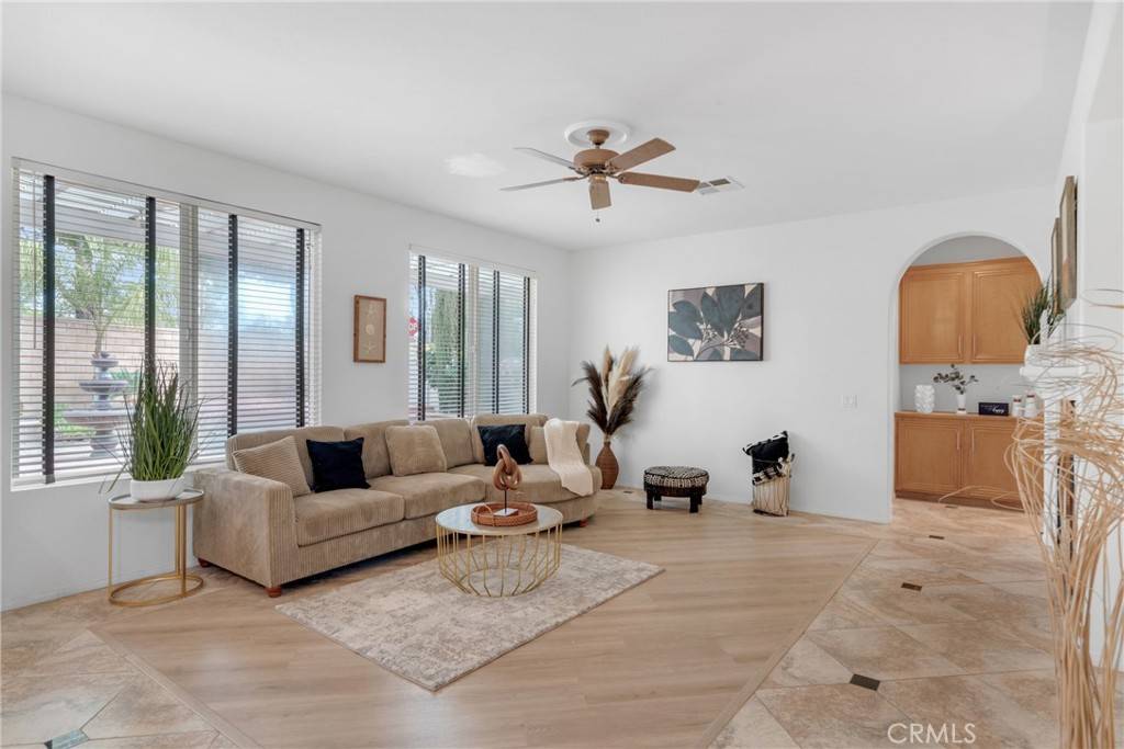 Temecula, CA 92592,33736 Emerald Creek CT