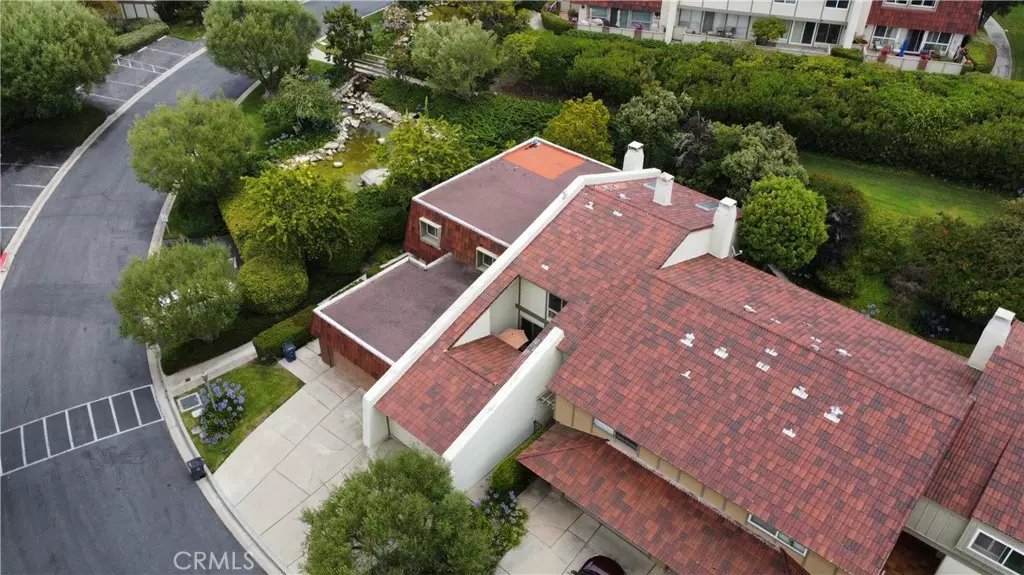 84 Cresta Verde DR, Rolling Hills Estates, CA 90274