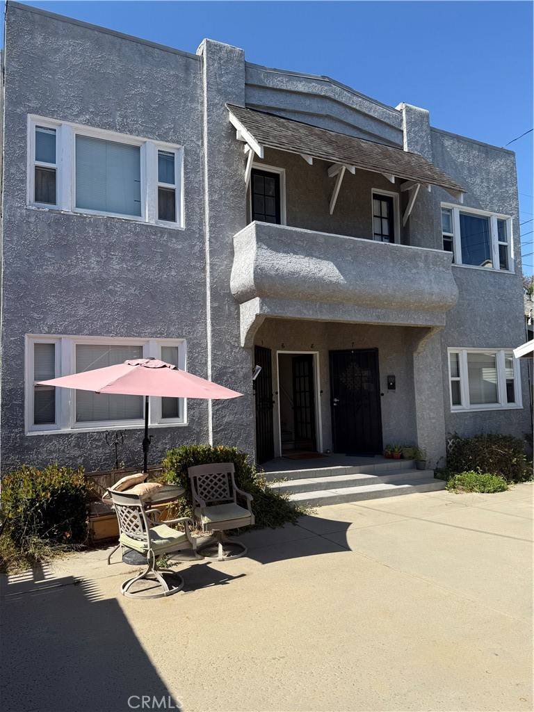 Long Beach, CA 90804,3031 E 7th ST #7