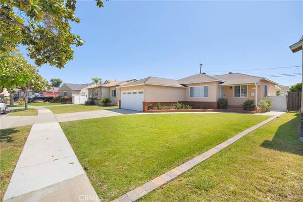 Lakewood, CA 90712,4736 Vangold AVE